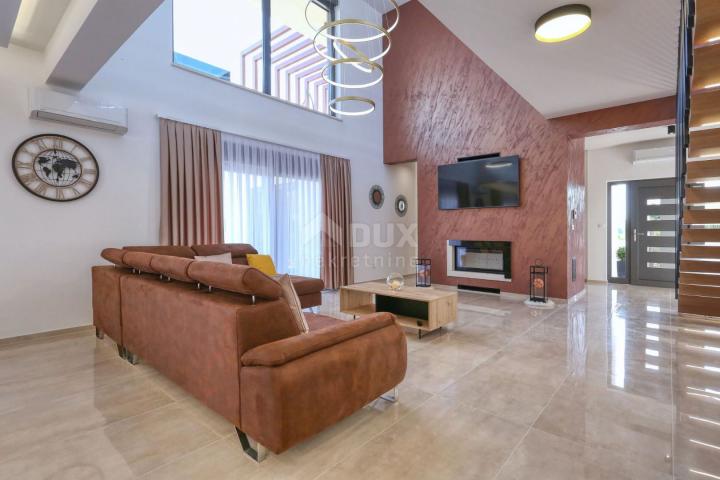 ZADAR, ZATON - Beautiful villa with heated pool