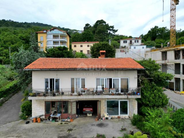 OPATIJA, ZENTRUM - Einfamilienhaus 250m2 mit Panoramablick auf das Meer + Umgebung 740m2