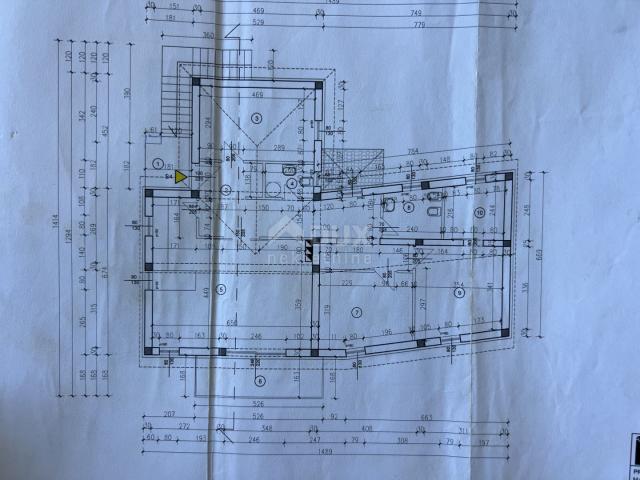 RIJEKA, HRELJIN – größere Wohnung in einem neuen Gebäude mit Balkon und Pool