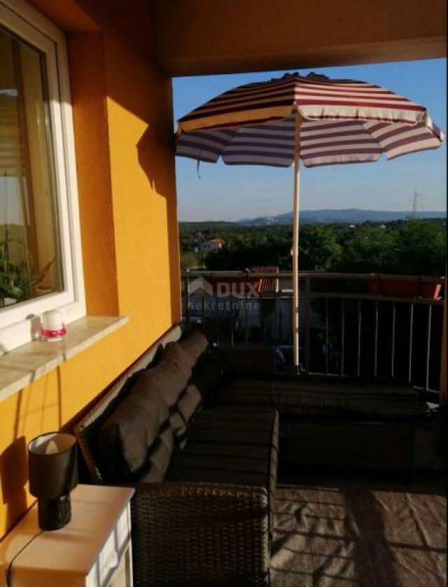 ISTRIA, LABIN - Comfortable apartment with a view of the old town