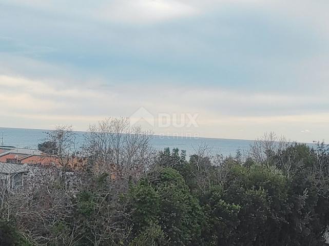 ISTRIA, UMAG - Apartment in a new building 200m from the sea