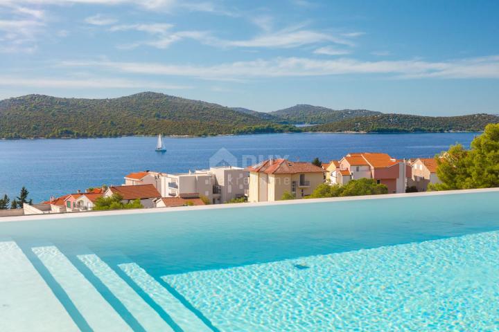 DALMACIJA, ŠIBENIK - Luksuzna villa sa bazenom nogometnim igralištem i saunom