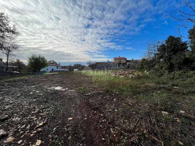 ISTRIA, SVETVINČENAT - Building land in a great location! OPPORTUNITY!