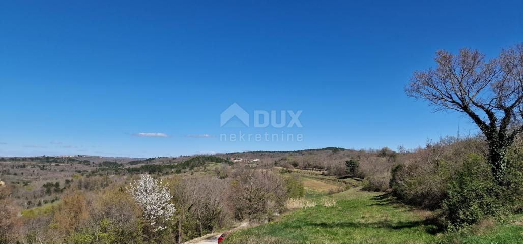 ISTRIA, BUJE - Building plot in an enchanting location with a panoramic view