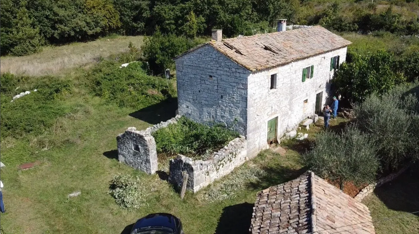 ISTRIEN, VIŠNJAN - Altes Steinhaus mit großem Garten