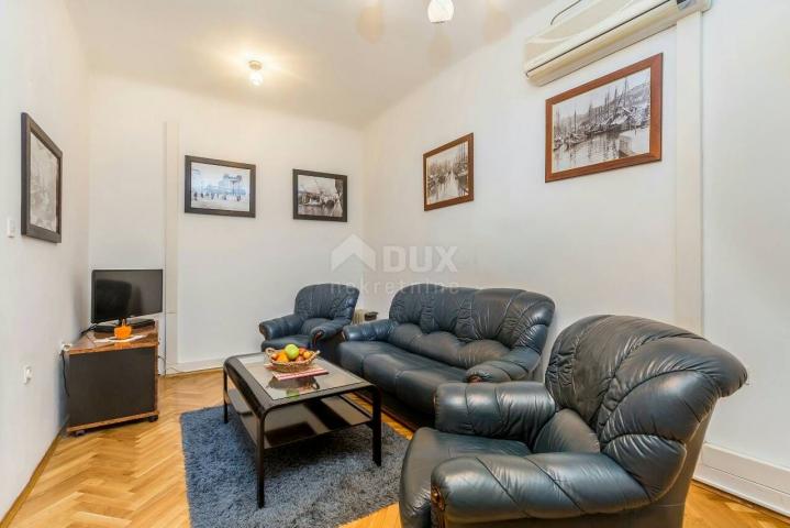 RIJEKA, CENTER - 2-bedroom apartment, 1st floor, balcony, CORRIDOR