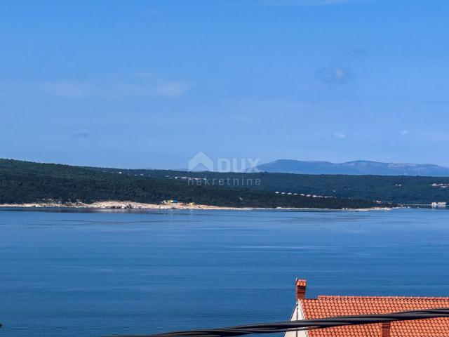 CRIKVENICA - Wohnung aufgeteilt in zwei Wohnungen mit wunderschönem Blick auf das Meer. GARAGE!