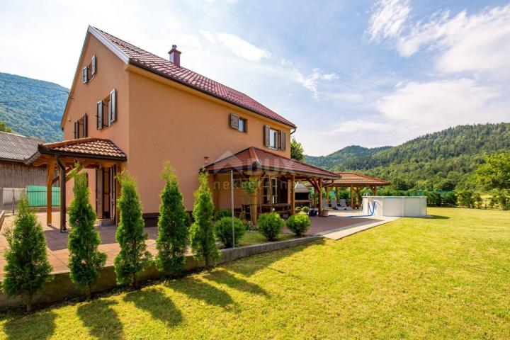 VRBOVSKO (surroundings) - Holiday house with two building plots