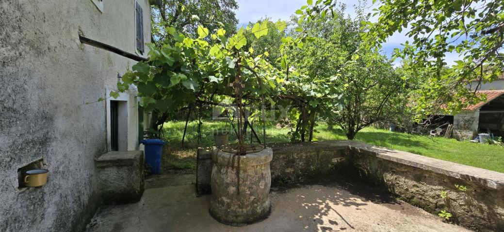 ISTRIEN, SVETVINČENAT - Steinhaus mit großem Garten