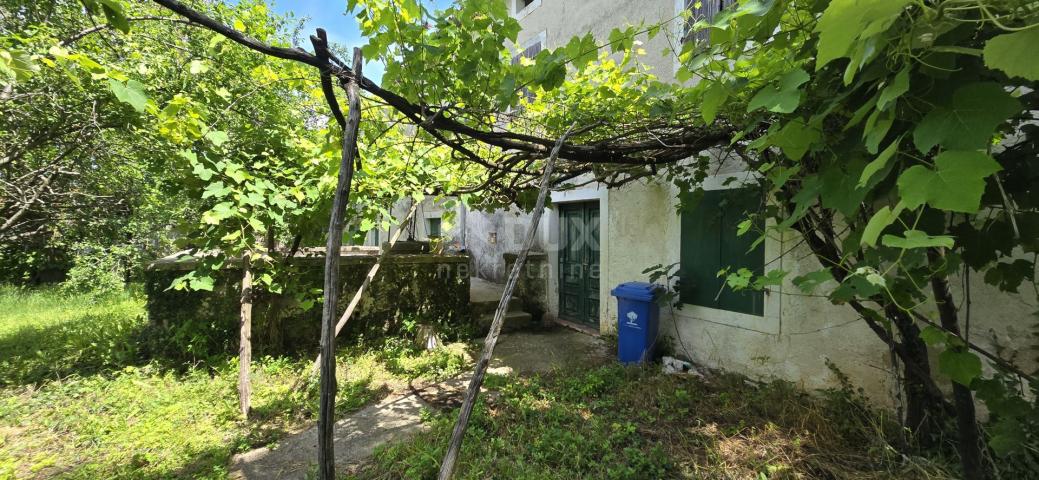 ISTRIEN, SVETVINČENAT - Steinhaus mit großem Garten