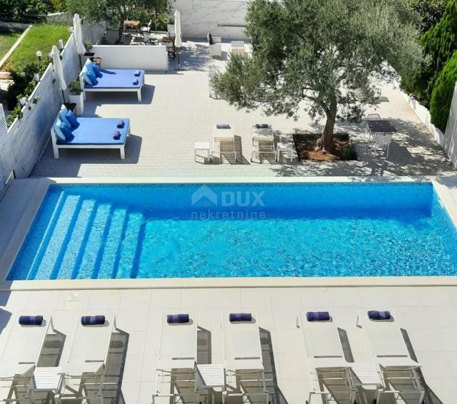 DALMACIJA, ZADAR - Luksuzan hotel na top lokaciji 