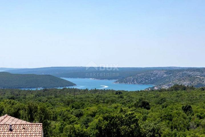 ISTRIA, RABAC - Land with a permit and a sea view