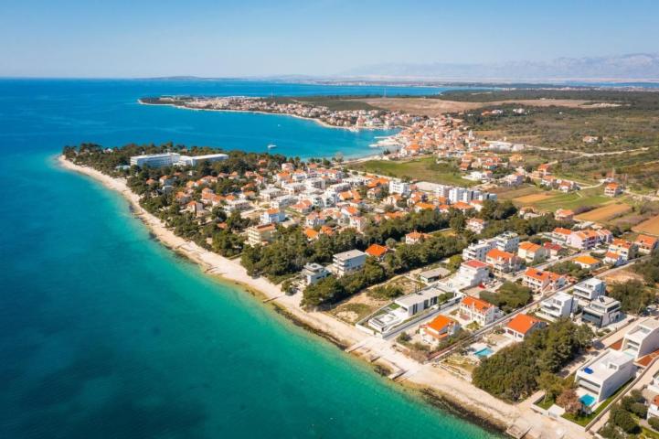 ZADAR, PETRČANE - Luksuzna vila s bazenom 50 m od mora