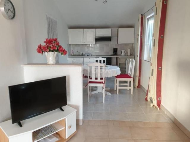 ISTRIA, PEROJ Apartment house 600m from the sea!