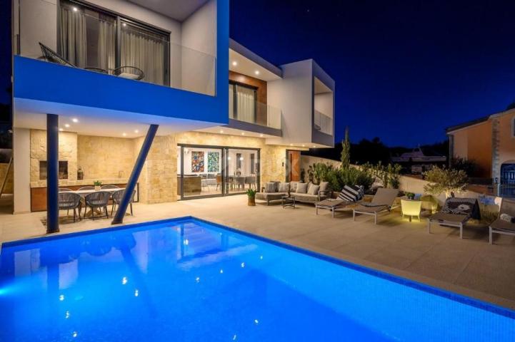 DALMATIA, ROGOZNICA Modern holiday villa with a picturesque view of the sea