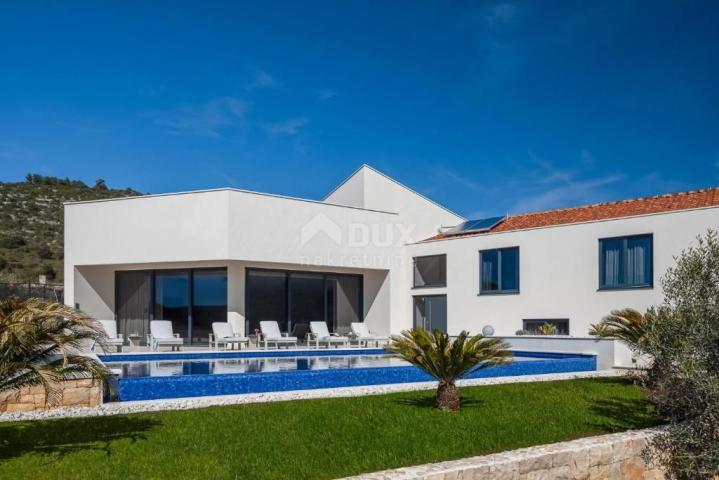 DALMATIA, TROGIR Luxury villa with pool