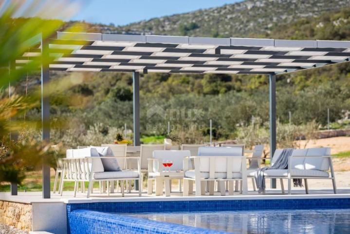 DALMATIEN, TROGIR Luxusvilla mit Pool