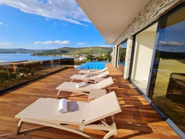 DALAMCIJA ROGOZNICA Luxury villa with a spectacular view of the sea