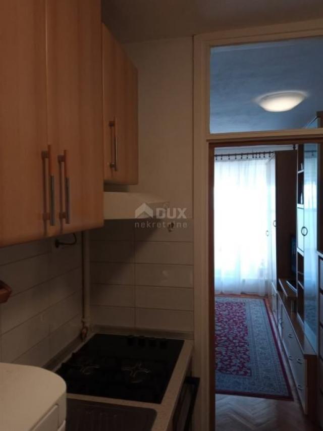 RIJEKA, KRNJEVO - Apartment mit einem Schlafzimmer, Balkon und Meerblick