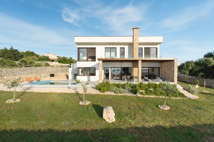 INSEL PAG, LUN – eine einzigartige Villa mit Swimmingpool in wunderbarer Lage