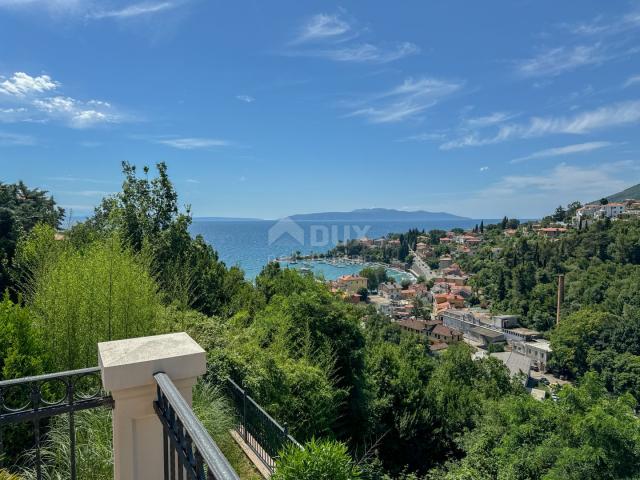 OPATIJA, IČIĆI – jedinstvena etaža u mediteranskoj kući novije gradnje s prekrasnim pogledom na more