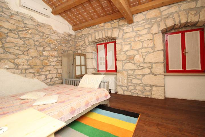 Labin, surroundings, beautiful autochthonous holiday house.