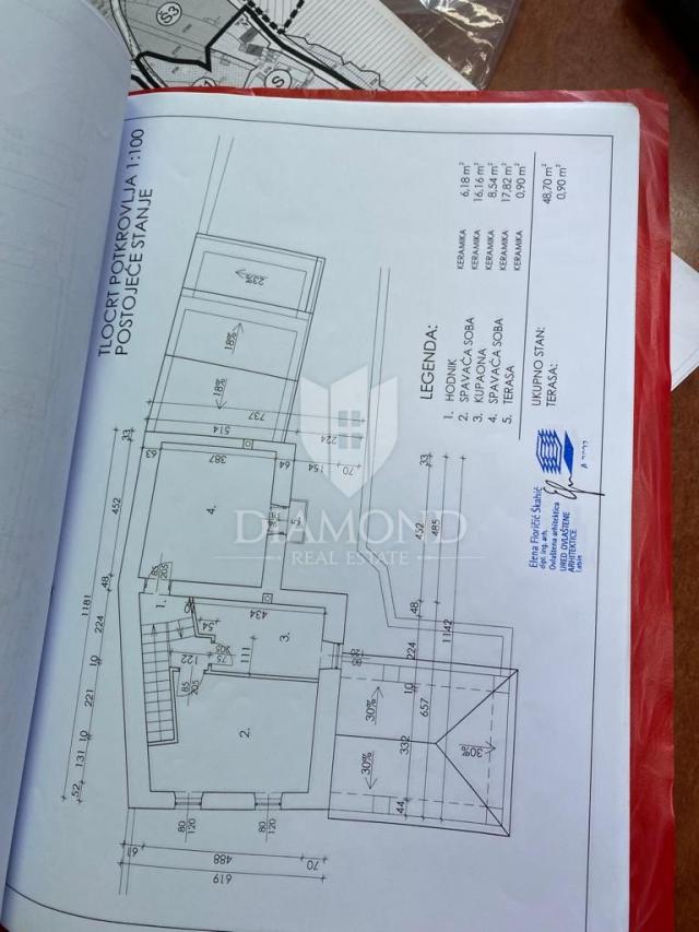 Labin, Umgebung, schönes autochthones Ferienhaus.