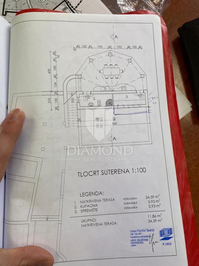 Labin, Umgebung, schönes autochthones Ferienhaus.