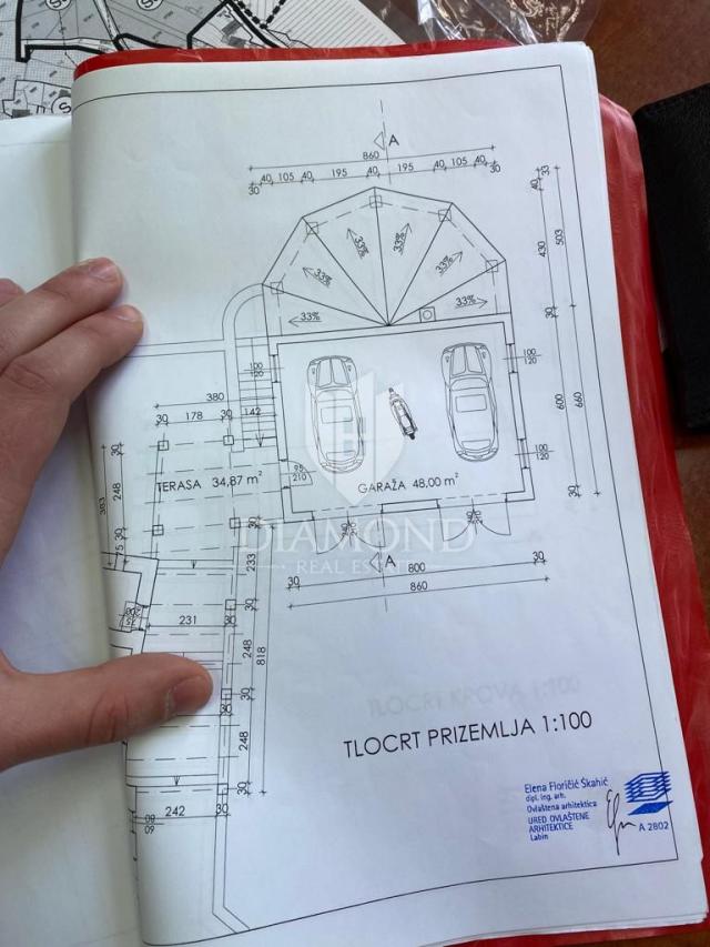 Labin, Umgebung, schönes autochthones Ferienhaus.