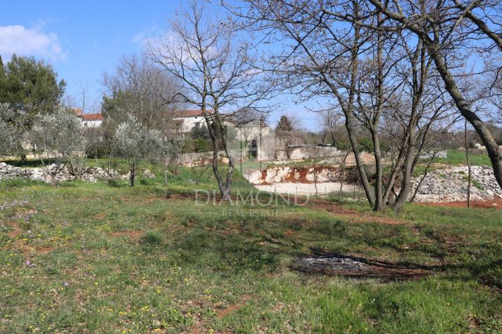 Marčana, surroundings, building plot