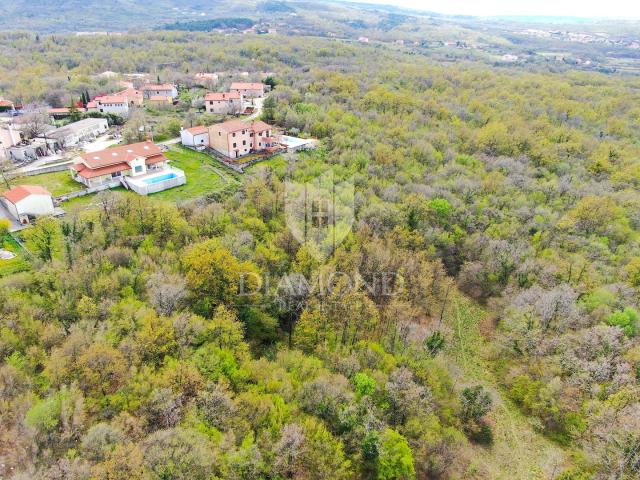 Labin, building land on the edge of the city