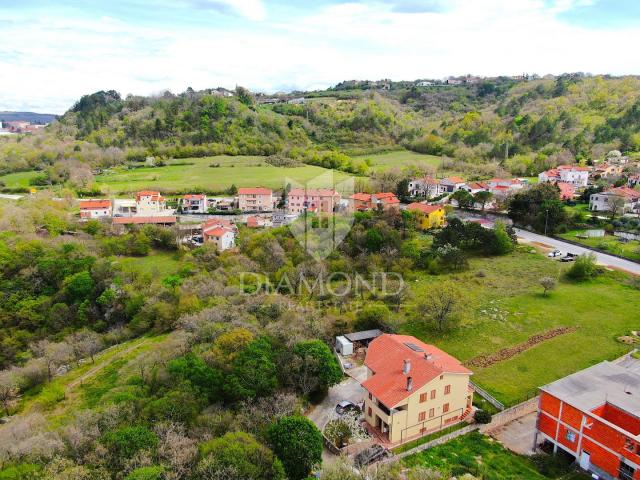 Labin, Mehrfamilienhausgrundstück