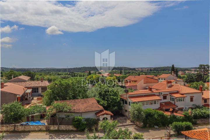 Luxury house in a quiet suburb of Pula on three floors