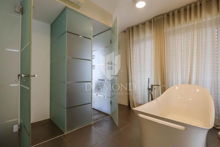 Luxury apartment in a prestigious location in Rovinj