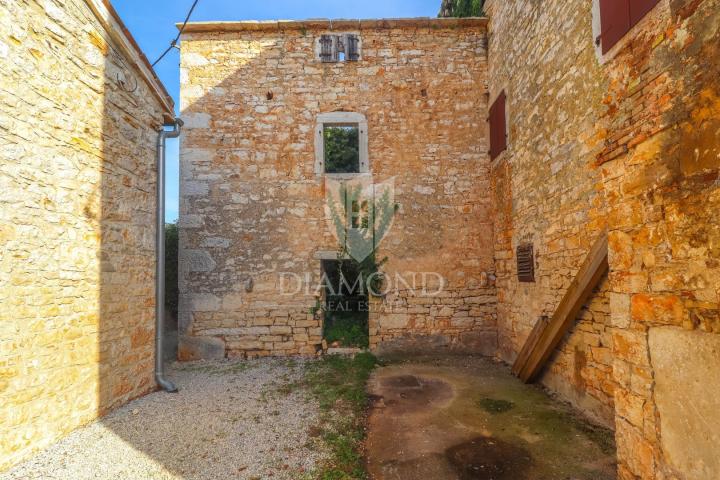 Poreč, surroundings, Istrian stone house for complete renovation!