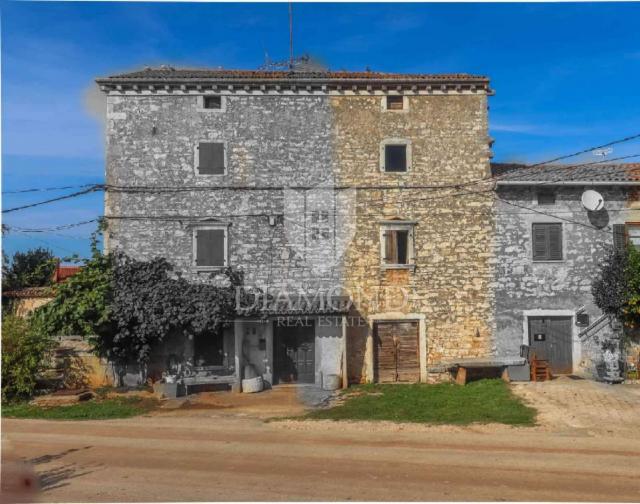 Poreč, surroundings, Istrian stone house for complete renovation!