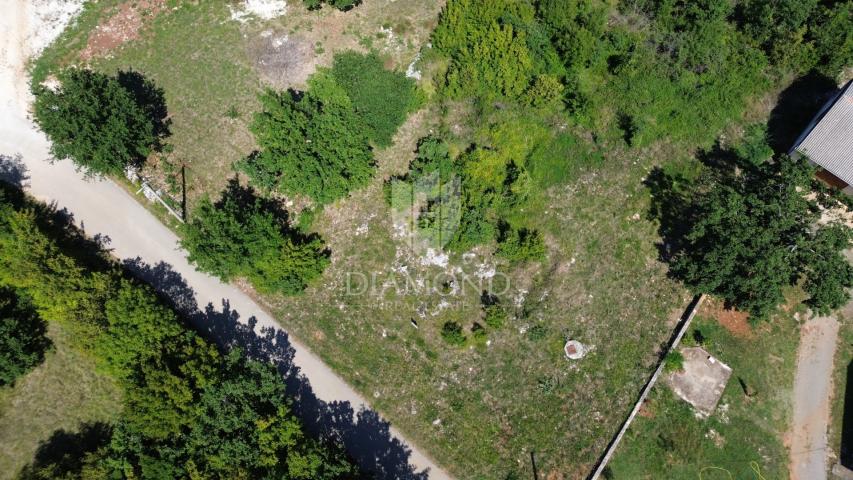 Barban. Umgebung, großzügiges Baugrundstück