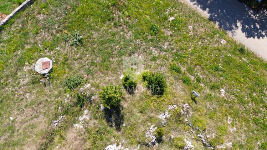 Barban. Umgebung, großzügiges Baugrundstück