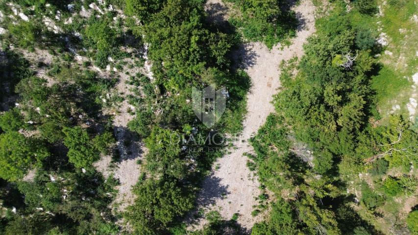 Labin, building land in a nice location