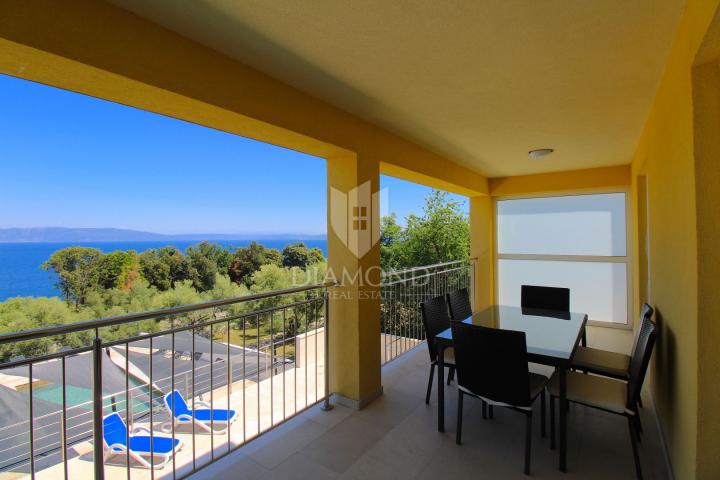 Apartmenthaus mit wunderschönem Blick auf das Meer