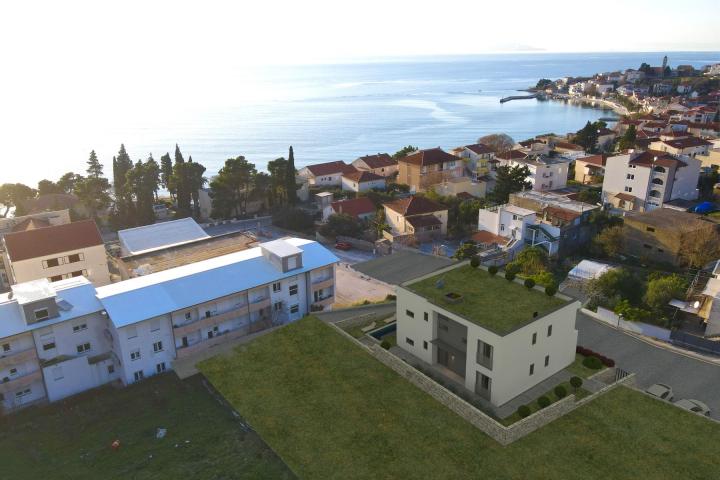 Gradac,  jedinstvena vila s pogledom na more