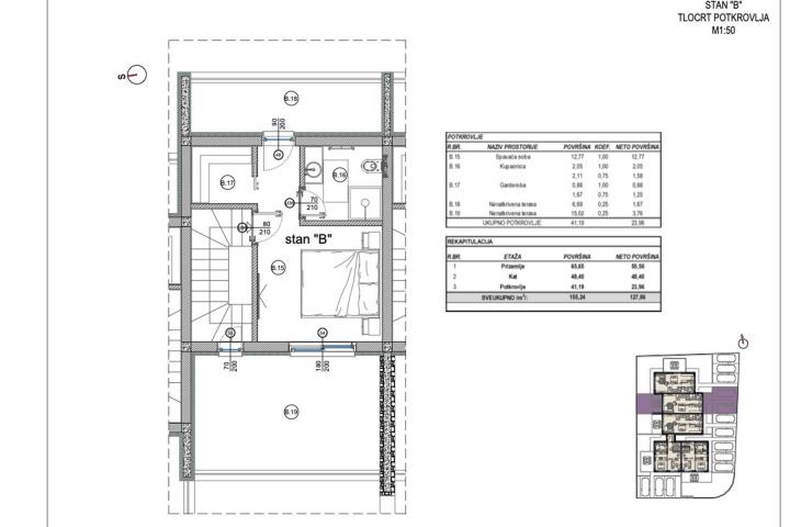 Poreč, prekrasan   i moderan trosobni stan u kući u nizu od 125 m2 s velikim vrtom