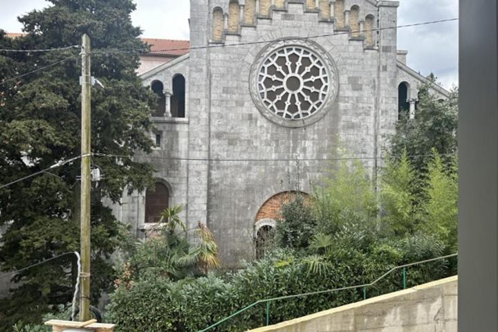 Opatija, stan A2 u prizemlju, moderna novogradnja  72, 82 m2 u blizini mora