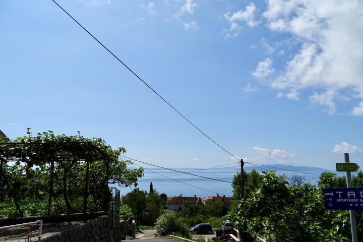 Opatija, Pobri, rijedak građevinski teren 612 m2