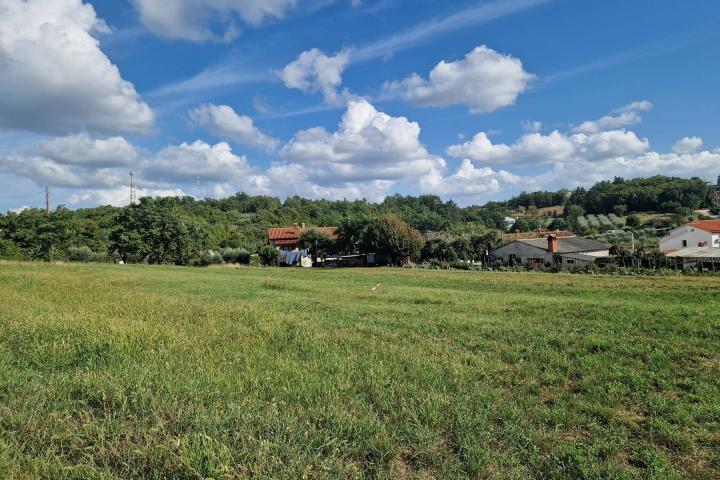 Istra, Vižinada prostrano građevinsko zemljište s otvorenim pogledom