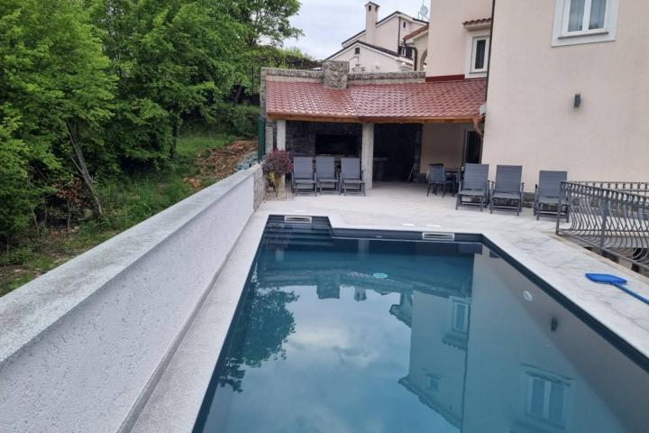 Opatija, Matulji, predivna moderna villa 400 m2 s bazenom 