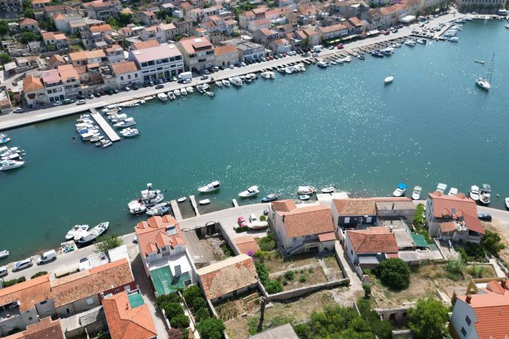 Korčula, Vela Luka, projekt hotela s dozvolom, prvi red do mora