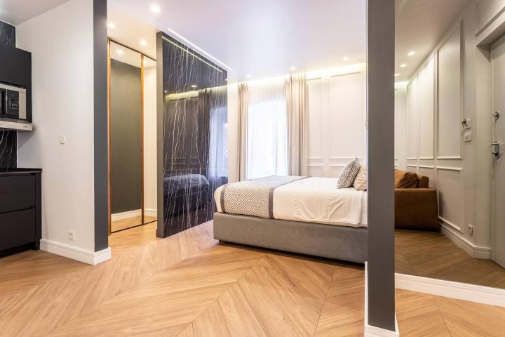 Split, Grad, dva luksuzna studio apartmana u Dikolecijanovoj Palači