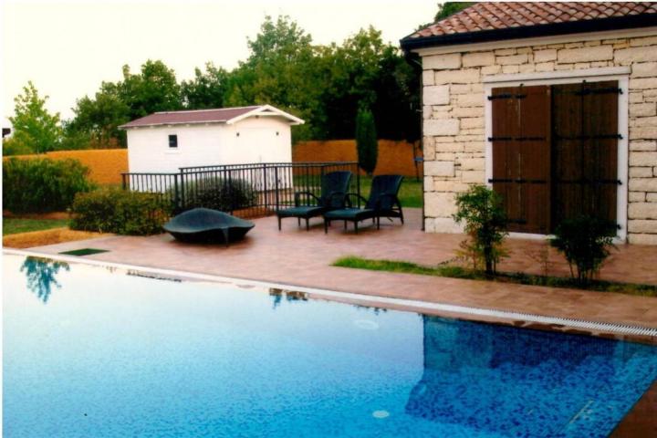 Istra, vila s bazenom NKP 270 m2 