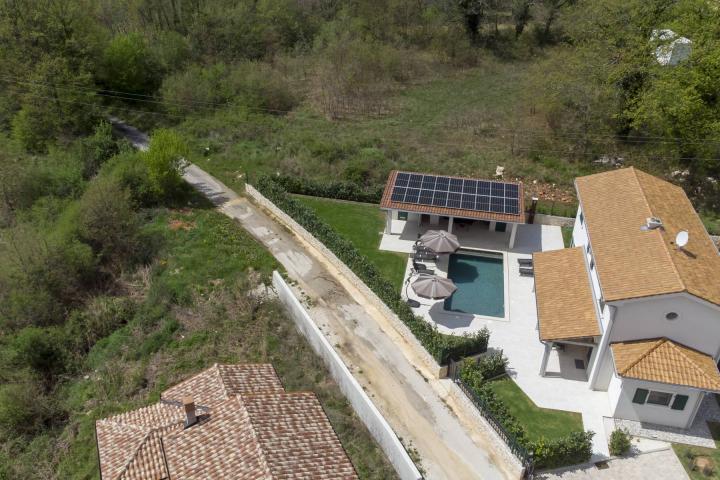 Istra, Barban prekrasna villa NKP 160 m2 sa bazenom